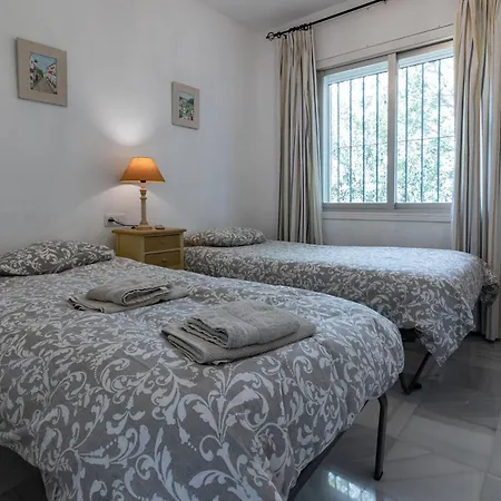וילה Paradise Close To Puerto Banus מארבלה