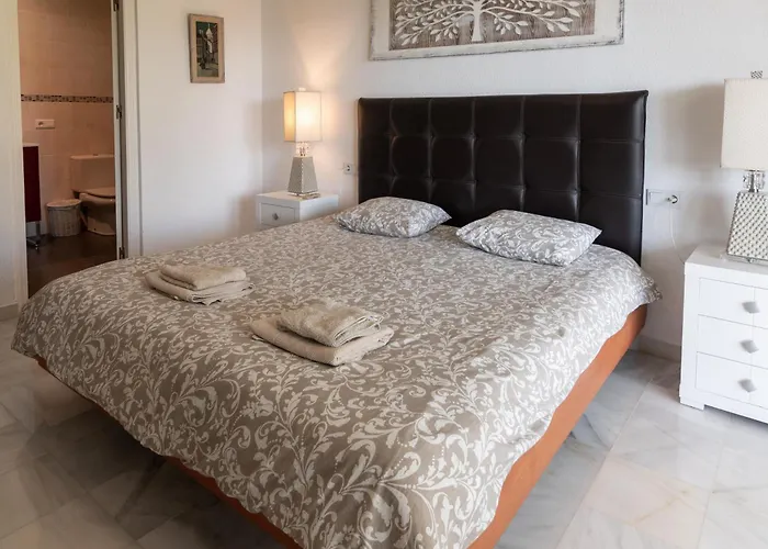 Paradise Close To Puerto Banus マルベーリャ